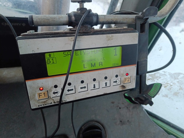 1000078-100 Tiller John Deer 1710D -2007