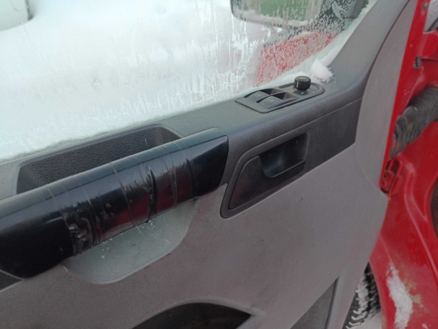 1000070-78 Volkswagen Transporter Double cab T28 2.5 TDI -2007