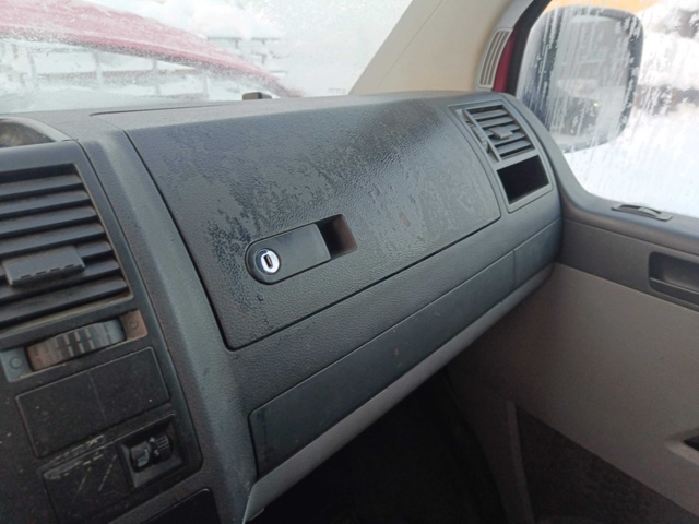 1000070-90 Volkswagen Transporter Double cab T28 2.5 TDI -2007