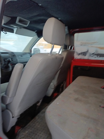 1000070-101 Volkswagen Transporter Double cab T28 2.5 TDI -2007