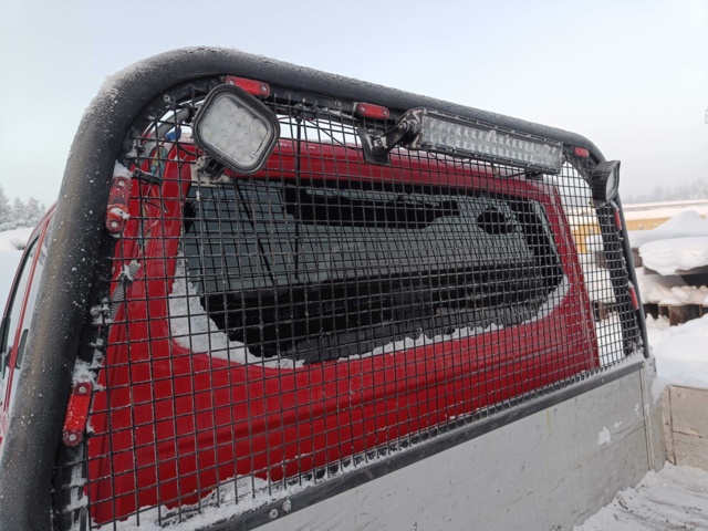 1000070-108 Volkswagen Transporter Double cab T28 2.5 TDI -2007