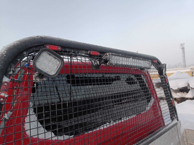 1000070-109 Volkswagen Transporter Double cab T28 2.5 TDI -2007