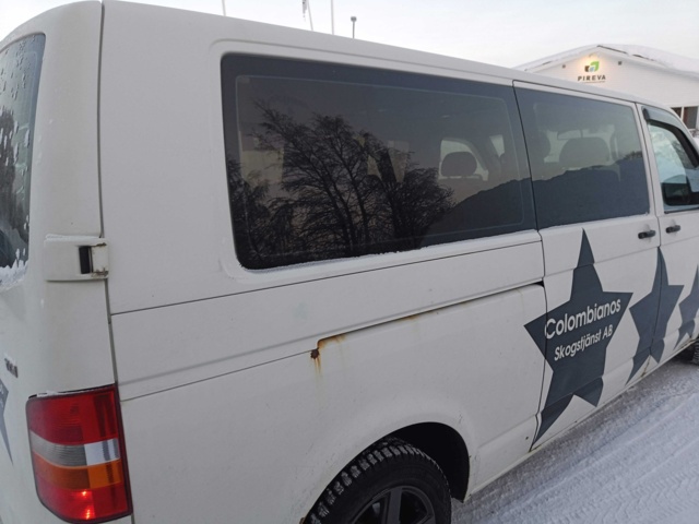 887854-31 Volkswagen Shuttle / Transporter T30 2.5 TDI 2007