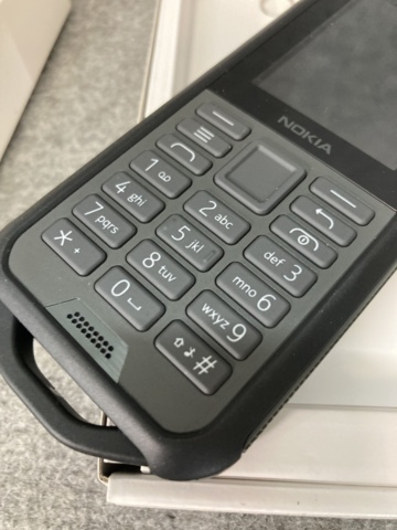 1066959-8 Nokia 800 Tough Black