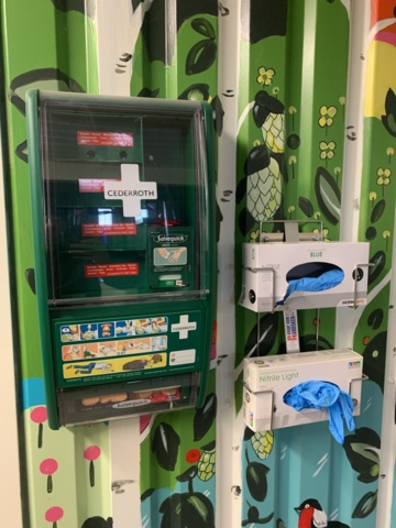 1065259-1 First aid station - Cederoth