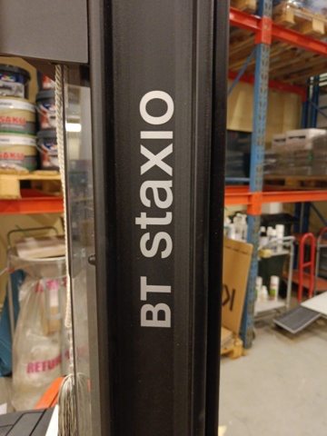 1000132-10 Track stacker BT Staxio -2013