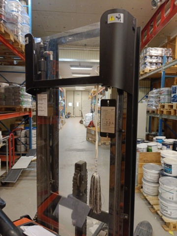 1000132-11 Track stacker BT Staxio -2013