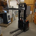 1000132-29 Track stacker BT Staxio -2013