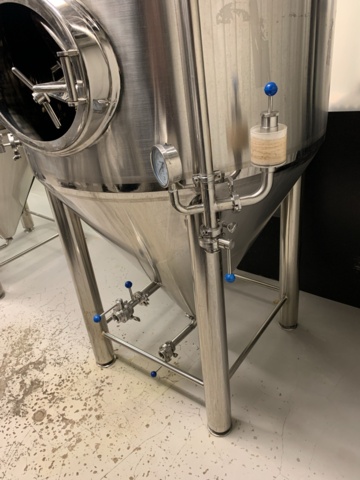 1065269-3 CCV tank Nilssons Industriservice 1000 liters - 2015