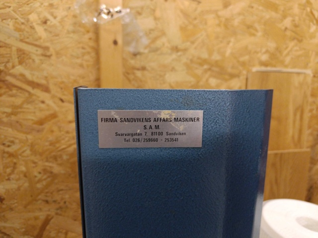 1000195-2 Trolley with length gauge for the fiberglass wallpaper