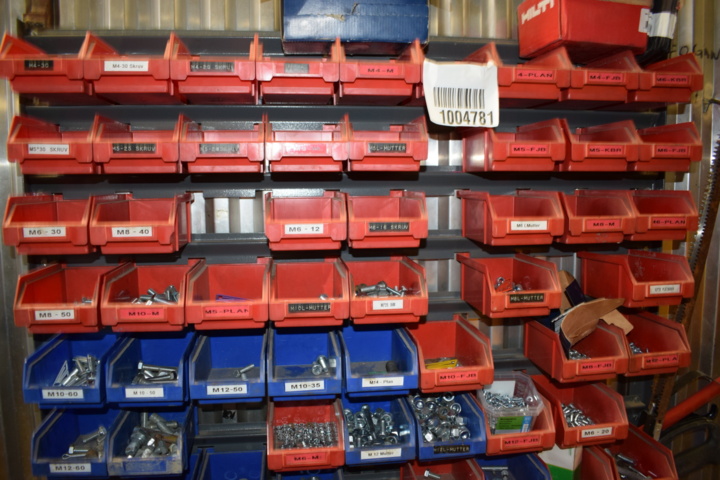 1004781-4 Wall-mounted screw assortment trays