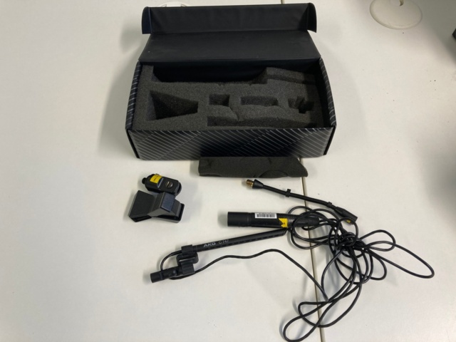 1127948-1 AKG C747 mikrofoni - Ei pohjahintaa