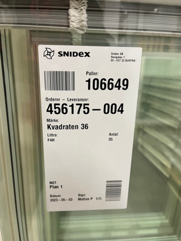 1078542-5 5 windows 980x1380 Right-hung