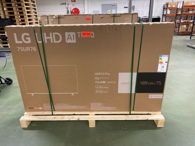 1119300-5 75" 4K UHD Smart TV LG 75UR76006LL