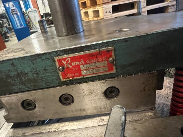 1127516-5 Corner cutting tool Runå H2-A
