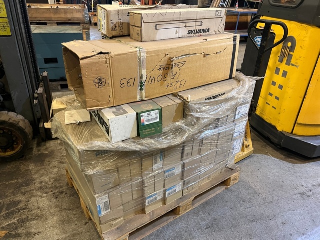 1127994-1 Större parti med lysrör - Philips / Sylvania