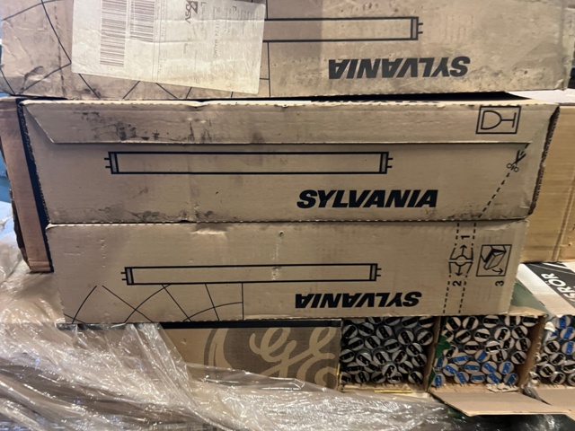 1127994-10 Större parti med lysrör - Philips / Sylvania