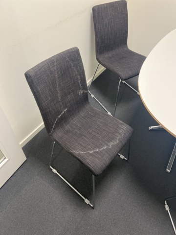 1116829-3 Office furniture - Table, 4 chairs, Whiteboard & Computer screen