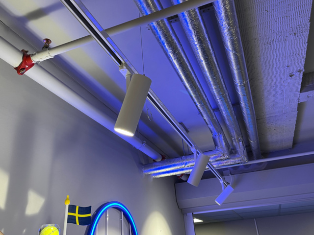 1066966-9 Spotlights on the roof rail (x18 light sources)