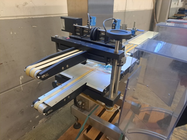 1114490-5 Gravens S2 Control Scale