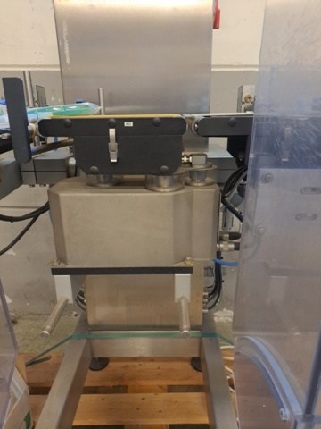 1114490-10 Gravens S2 Control Scale