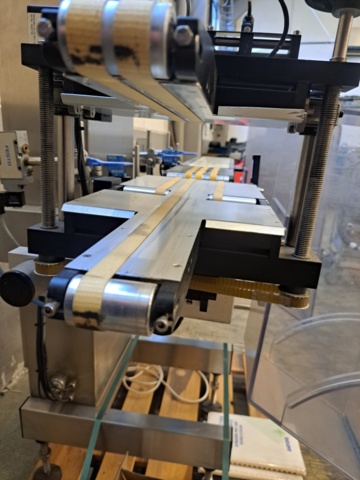 1114490-7 Gravens S2 Control Scale