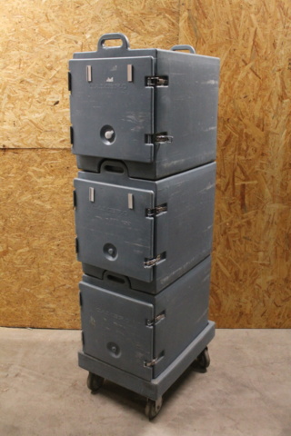 1119841-2 3 thermal transport boxes CAMBRO