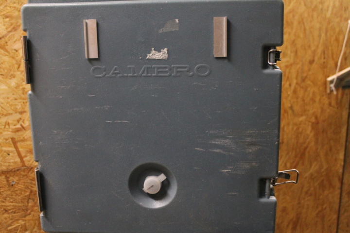 1119841-4 3 thermal transport boxes CAMBRO