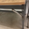 999009-7 Workbench with vise