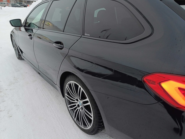 1123645-34 BMW 530i xDrive M-Sport Innovation edition, 252hk, 2019