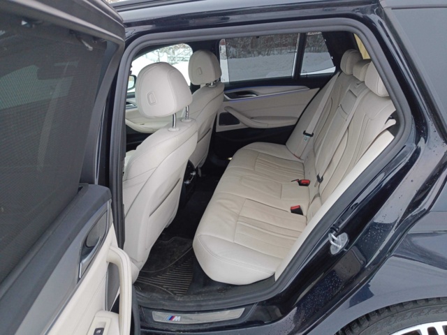 1123645-55 BMW 530i xDrive M-Sport Innovation edition, 252hk, 2019