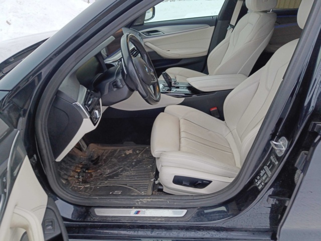 1123645-62 BMW 530i xDrive M-Sport Innovation edition, 252hk, 2019