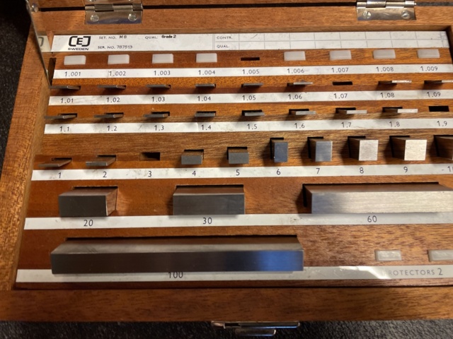 999031-9 Passport box