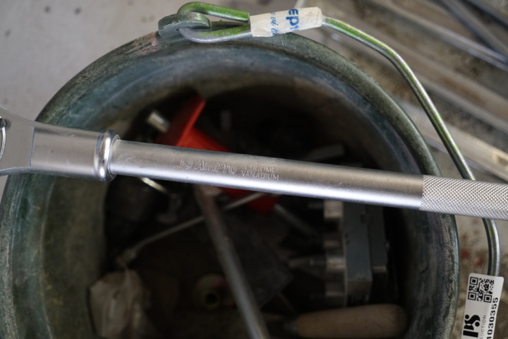 1030355-4 Hollow bucket incl. tools