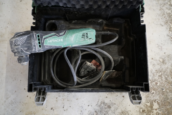 1030357-1 Multitool Hitachi CV 350V