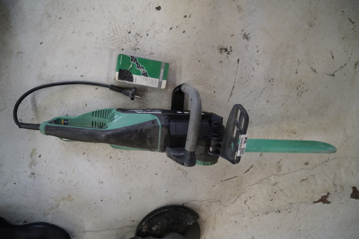 1030359-2 Chainsaw Hitachi CS 35Y + New chain