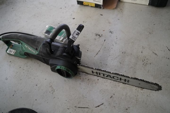 1030359-1 Chainsaw Hitachi CS 35Y + New chain