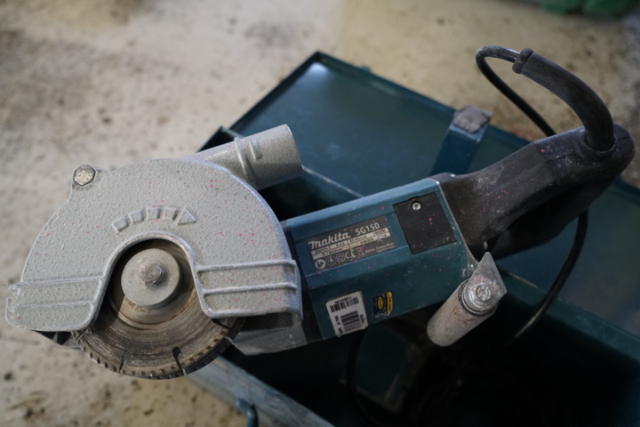 1030378-1 Betongspårfräs Makita SG150