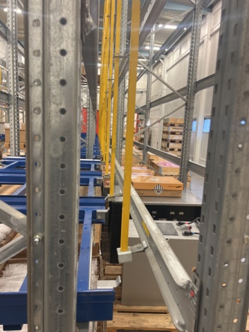 1116836-3 Pallet rack for disassembly 26 sec