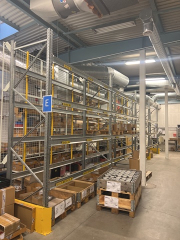 1116836-10 Pallet rack for disassembly 26 sec