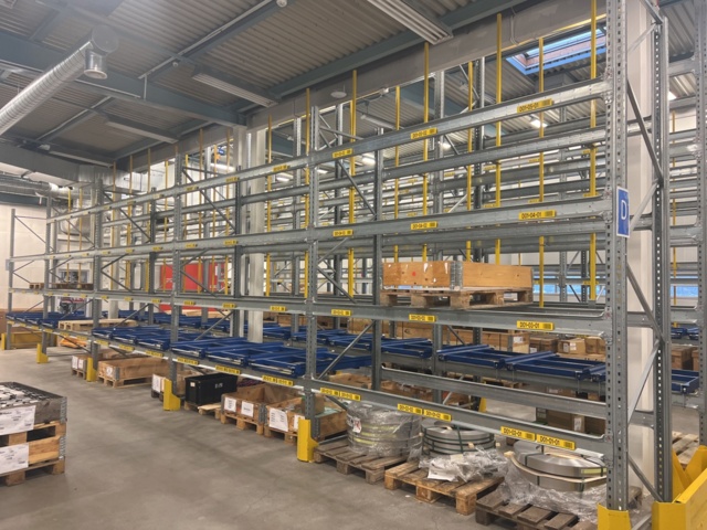 1116836-11 Pallet rack for disassembly 26 sec