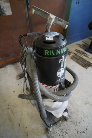 1030411-3 Vacuum cleaner HTC D10