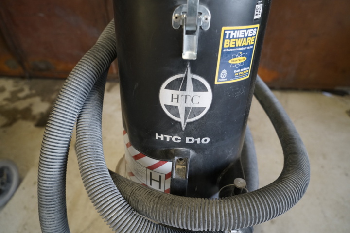 1030411-8 Vacuum cleaner HTC D10