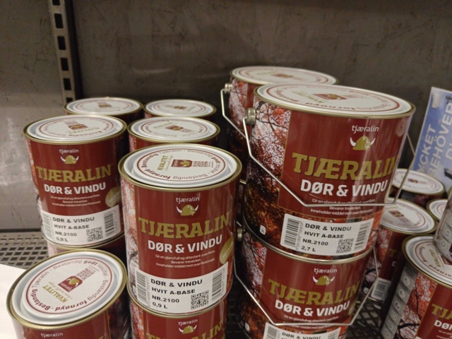 1000207-3 Party with Tjaeralin Oils