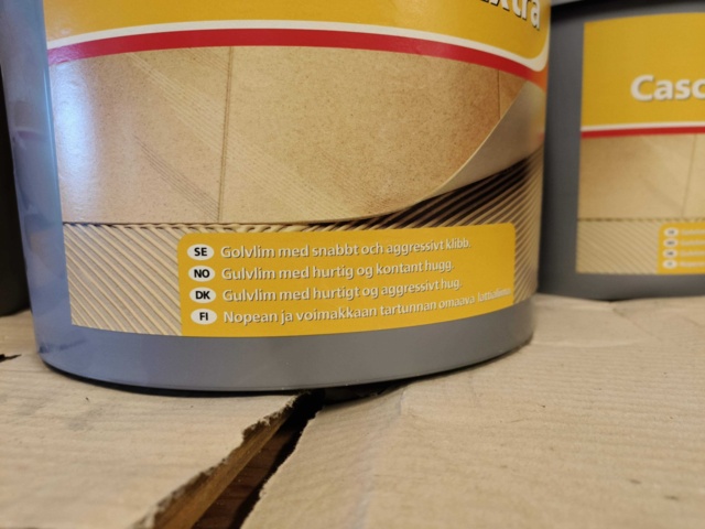 1000158-3 Floor glue CascoProff Extra - 12 pails