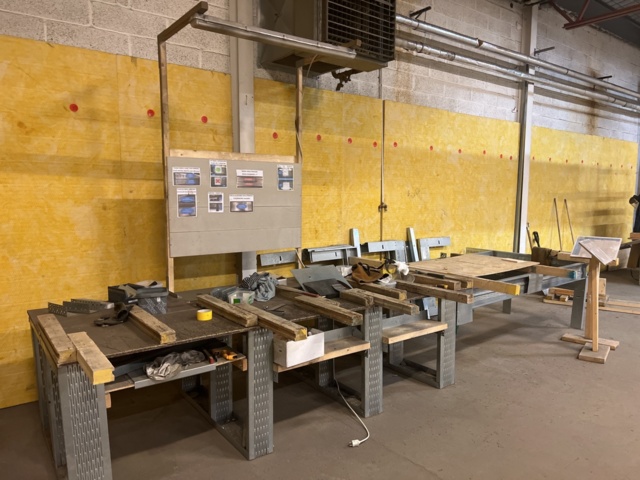 1117362-4 Monteringsbänkar 4st - Hemmasnickrade