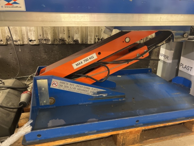 1116852-7 2 lift tables Edmo Lift ALT 750