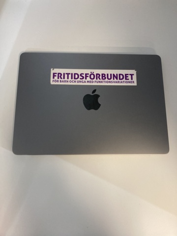 1130852-10 Apple M2 MacBook Air 13'