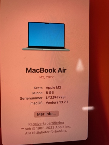 1130852-4 Apple M2 MacBook Air 13'