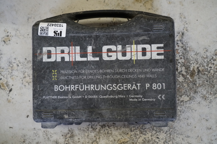 1030422-1 Drill guide tool